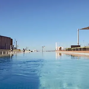 4* Szálloda Orangine